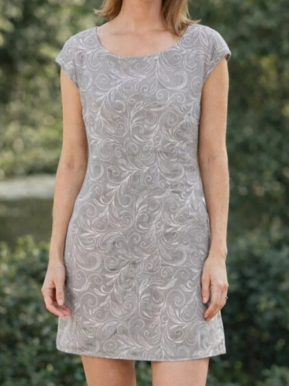 Lina Tomei Linen Midi Mini Dress L Floral Embroidered Gray Cap Short Sleeve
